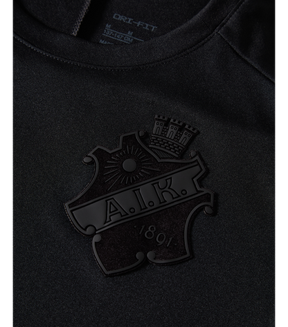 NIKE SVART T-SHIRT SV/SV SKÖLD - JUNIOR